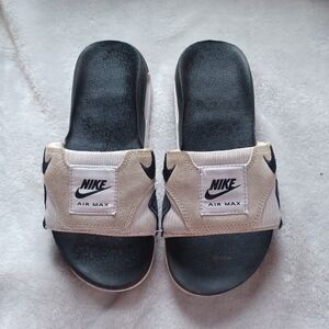 Nike Air Max Slides in Black and Tan